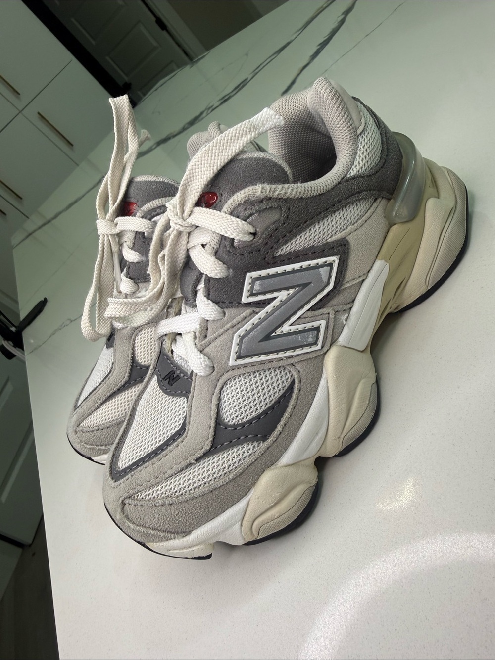 New Balance 9060 Raincloud Castlerock Grey Kids Size 11 PS PC9060GY Sneakers